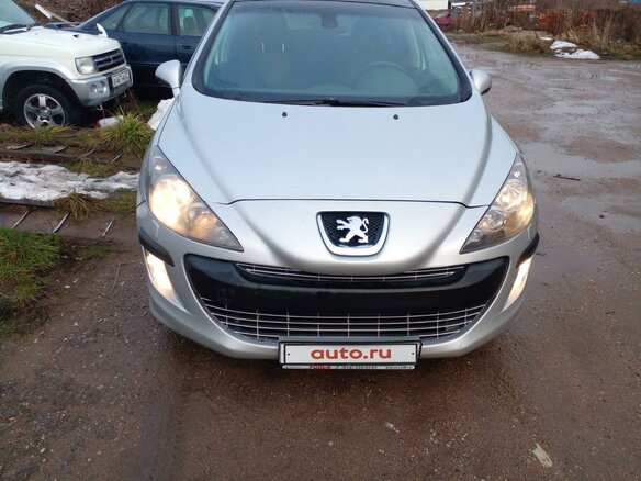 2009 Peugeot 308 I, серебристый, 650000 рублей - вид 3