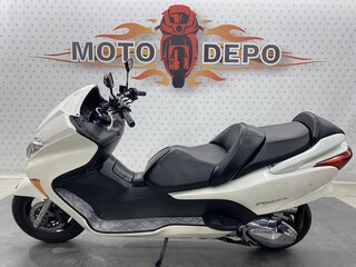 2004 Honda Forza, белый, 222000 рублей, вид 2