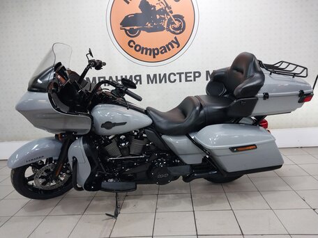 2024 Harley-Davidson Road Glide, серый, 2990000 рублей, вид 2