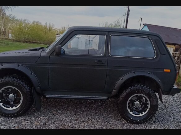 2011 Lada (ВАЗ) 2121 (4x4) I Рестайлинг, чёрный, 600000 рублей - вид 5