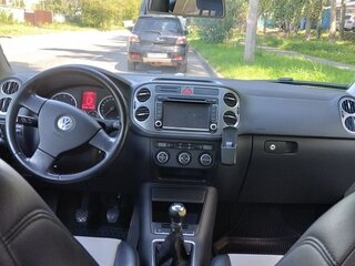 2008 Volkswagen Tiguan I, серебристый, 950000 рублей, вид 3