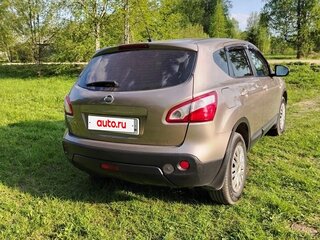 2011 Nissan Qashqai I Рестайлинг, коричневый, 800000 рублей, вид 5