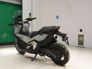 2022 Honda X-ADV, серый, 1500000 рублей, вид 5