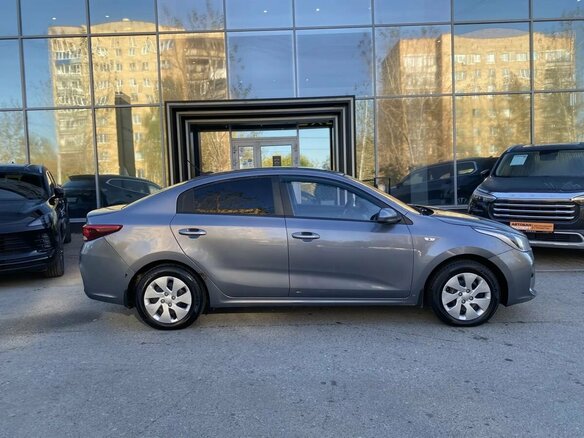 2017 Kia Rio IV, серый, 779000 рублей - вид 7