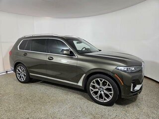 2021 BMW X7 40i I (G07), зелёный, 7200000 рублей, вид 3