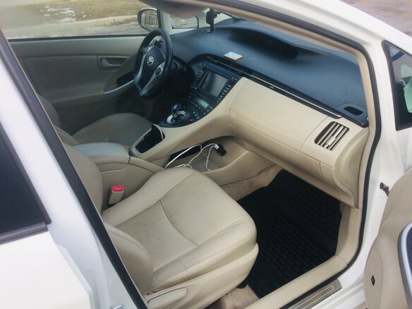 2009 Toyota Prius III (XW30), белый - вид 8