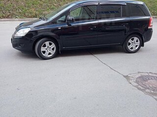 2010 Opel Zafira B Рестайлинг, чёрный, 750000 рублей, вид 3