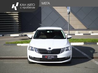 2019 Skoda Octavia III (A7) Рестайлинг, белый, 1798000 рублей, вид 3