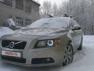 2010 Volvo V70 III, золотистый, 700000 рублей, вид 5