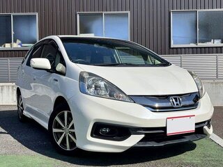 2015 Honda Fit Shuttle I Рестайлинг, белый, 713000 рублей, вид 1
