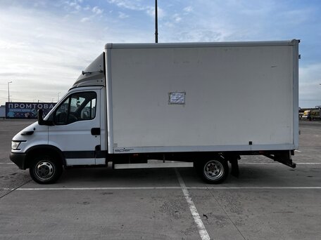 2006 Iveco Daily, белый, 985000 рублей, вид 2