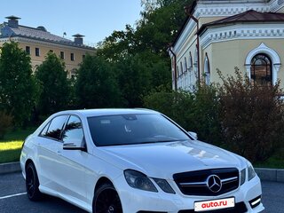 2011 Mercedes-Benz E-Класс 200 7G-Tronic IV (W212, S212, C207), белый, 1340000 рублей, вид 5
