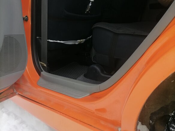 2002 Mazda Demio II (DY), оранжевый, 410000 рублей - вид 8