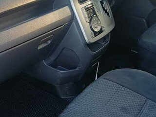2010 Toyota Noah II (R70), серый, 1500000 рублей, вид 3