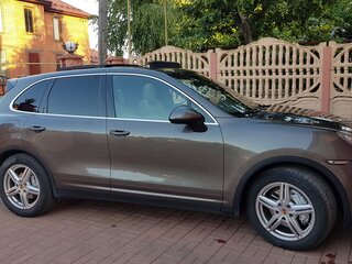 2013 Porsche Cayenne S II (958), коричневый, 2150000 рублей, вид 2