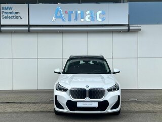 2025 BMW iX1 eDrive 25L, белый, 5390000 рублей, вид 3