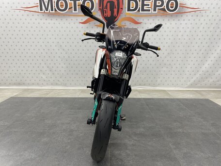 2015 KTM 390 Duke, белый, 349000 рублей, вид 3