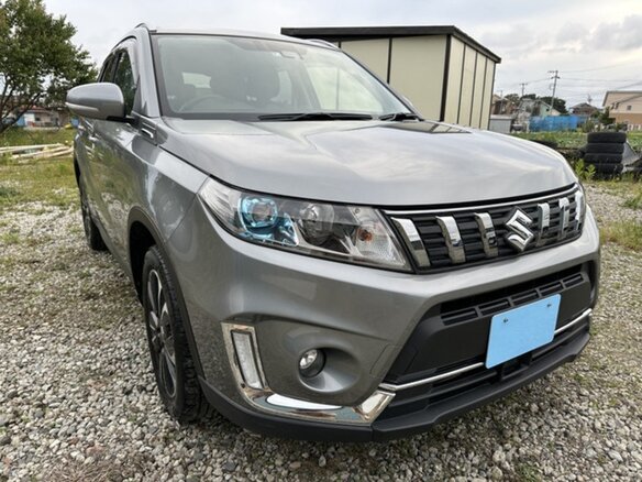 2020 Suzuki Escudo IV Рестайлинг, серебристый, 1419000 рублей