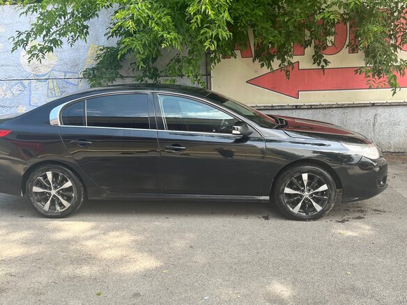 2010 Renault Latitude I, чёрный, 1010000 рублей - вид 12