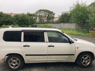 2004 Toyota Probox I, белый, 720000 рублей, вид 3