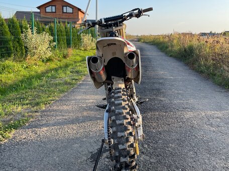 2008 Honda CRF 250R, красный, 350000 рублей, вид 3