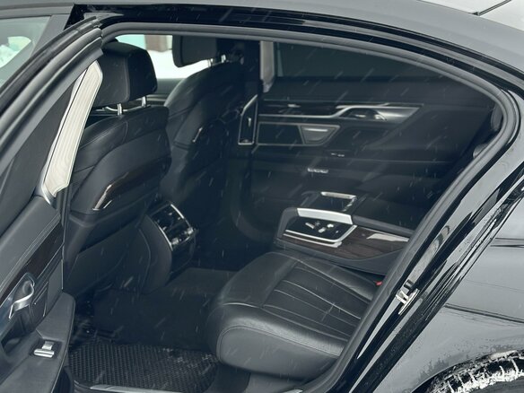 2015 BMW 7 серии Long 730Ld xDrive VI (G11/G12), чёрный, 8000000 рублей - вид 5