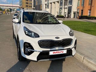 2019 Kia Sportage IV Рестайлинг, белый, 2550000 рублей, вид 1