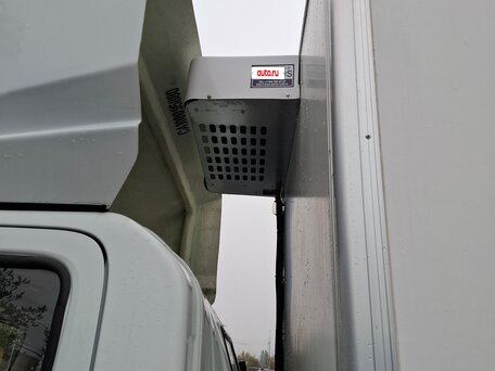 2023 Isuzu Elf (N-series), белый, 3650000 рублей, вид 2