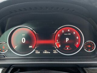 2013 BMW 5 серии 528i xDrive VI (F10/F11/F07), чёрный, 1660000 рублей, вид 5