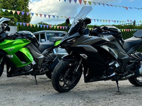 2017 Kawasaki Z 1000SX, чёрный, 990000 рублей, вид 3