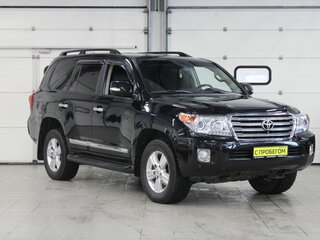 2014 Toyota Land Cruiser 200 Series Рестайлинг 1, чёрный, 3760000 рублей, вид 3