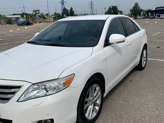 2011 Toyota Camry VI (XV40) Рестайлинг, белый, 2000000 рублей, вид 1