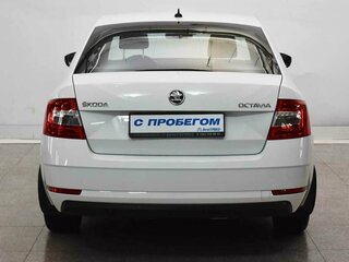 2020 Skoda Octavia III (A7) Рестайлинг, белый, 1830000 рублей, вид 3