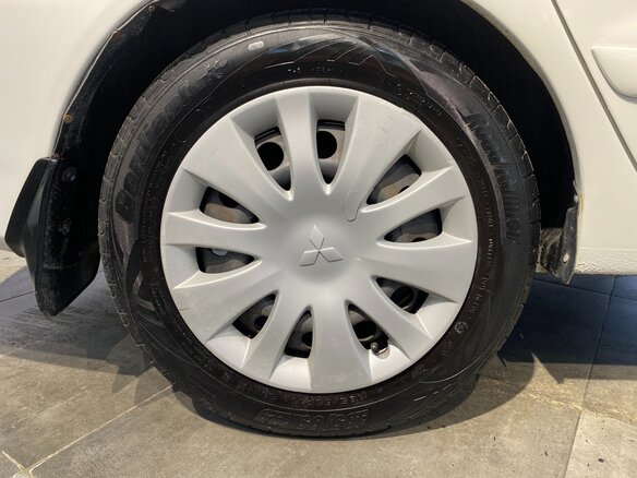 2006 Mitsubishi Lancer IX Рестайлинг, белый, 499999 рублей - вид 9