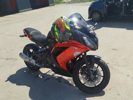 2014 Kawasaki Ninja 400, красный, 410000 рублей, вид 3