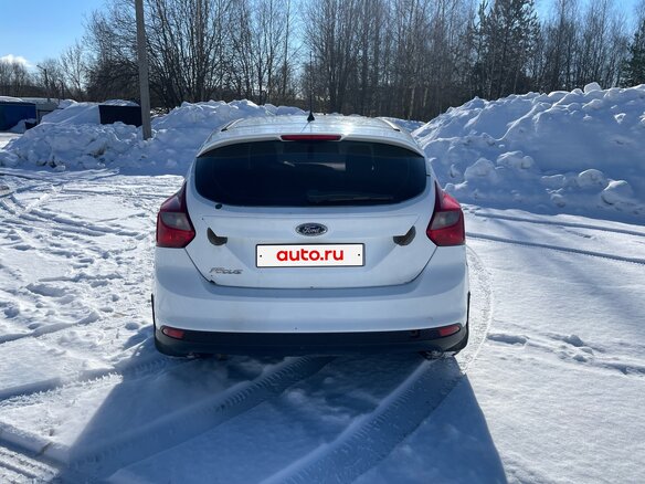 2013 Ford Focus III, белый, 500000 рублей - вид 2