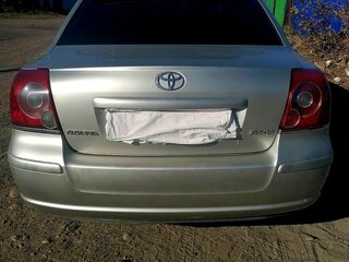2006 Toyota Avensis II Рестайлинг, серебристый, 1150000 рублей, вид 3