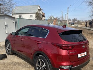 2019 Kia Sportage IV Рестайлинг, красный, 2495000 рублей, вид 3