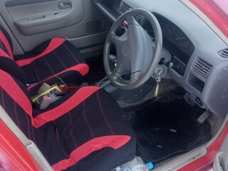 1999 Mazda Demio I (DW), красный, 295000 рублей, вид 5