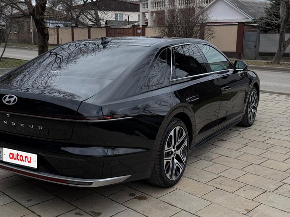 2023 Hyundai Grandeur VII, чёрный, 2500000 рублей - вид 5