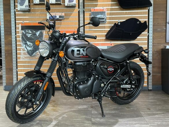 2026 Royal Enfield Hunter, серый, 432000 рублей