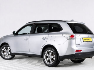 2013 Mitsubishi Outlander III, серебристый, 1379000 рублей, вид 4