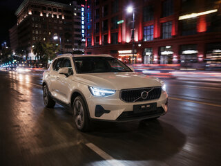 2024 Volvo XC40 I Рестайлинг, бежевый, 3300000 рублей, вид 1