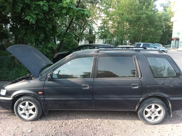 1998 Mitsubishi Space Wagon II, синий - вид 6