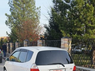 2005 Honda Fit I, белый, 599000 рублей, вид 4