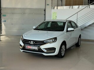 2024 Lada (ВАЗ) Vesta I Рестайлинг (NG), белый, 1379900 рублей, вид 3