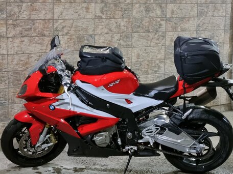 2016 BMW S 1000 RR, красный, 1600000 рублей, вид 1