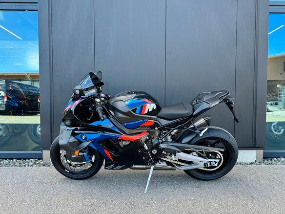 2026 BMW M 1000 RR, чёрный - вид 5