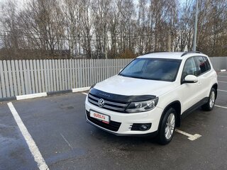 2011 Volkswagen Tiguan I Рестайлинг, белый, 1050000 рублей, вид 3
