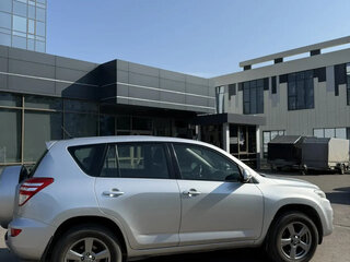 2012 Toyota RAV4 III (XA30) Рестайлинг, серебристый, 1800000 рублей, вид 2